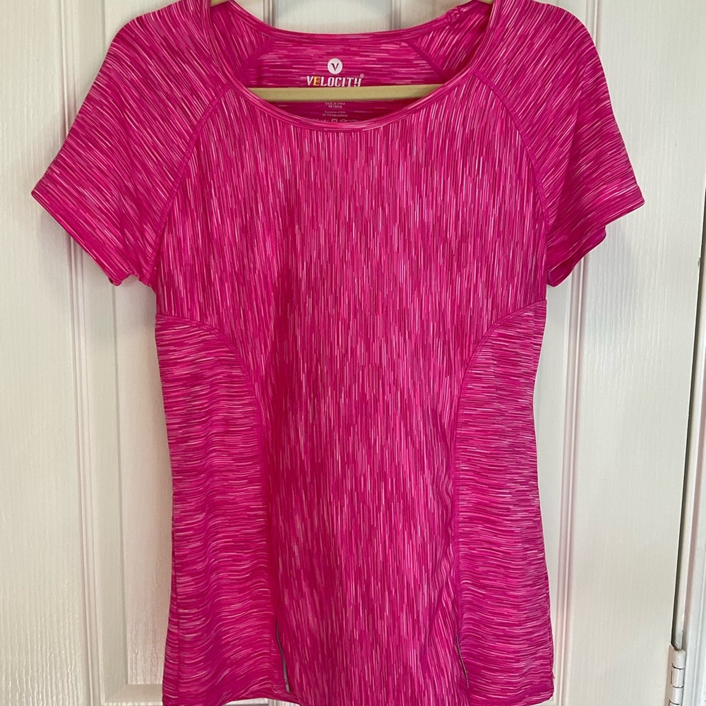 Velocity work out top fuchsia large women’s.